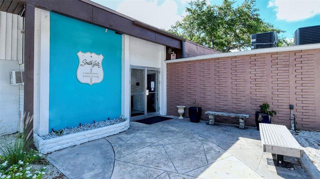 3424 TANGLEWOOD DRIVE, Sarasota, FL 34239
