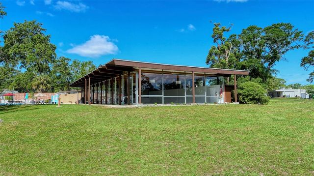 3424 TANGLEWOOD DRIVE, Sarasota, FL 34239