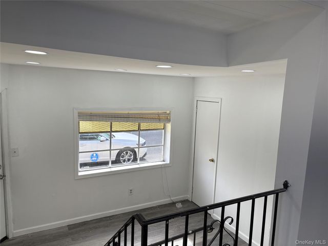 27 W Hawthorne Avenue, Valley Stream, NY 11580