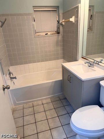 1113 Vineyard ST, Lehigh Acres, FL 33936