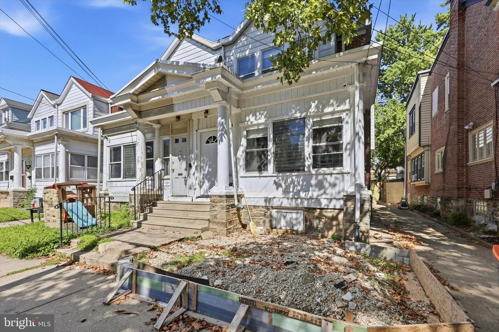 412 E 20TH ST, CHESTER, PA 19013 — exterior