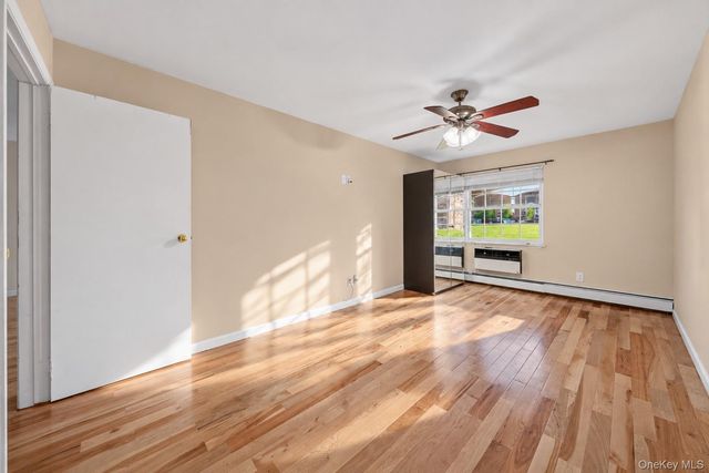 12-32 Diane Place 204L, Bayside, NY 11360