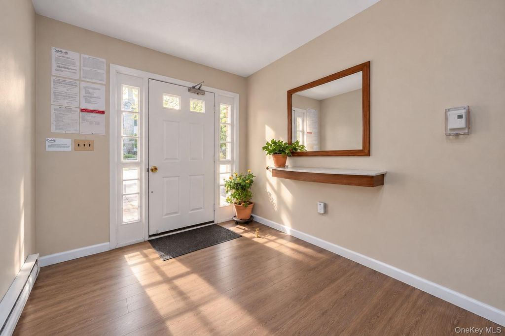 12-32 Diane Place 204L, Bayside, NY 11360 — photo 3