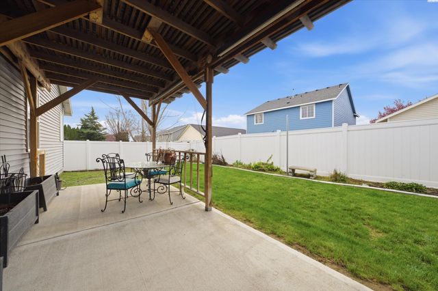 4604 Arabian Lane, Pasco, WA 99301