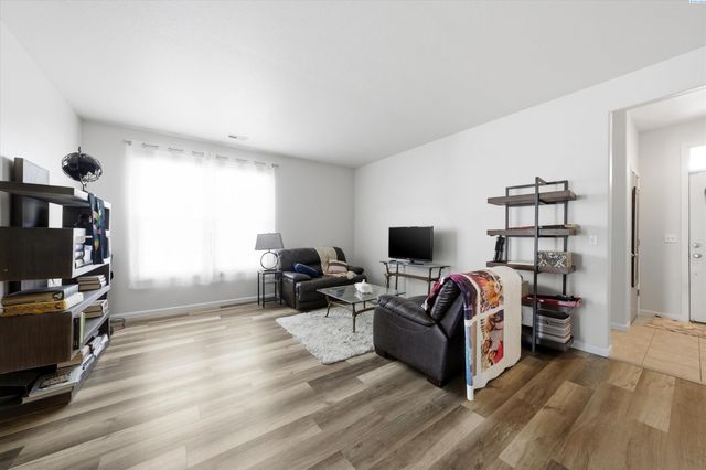 4604 Arabian Lane, Pasco, WA 99301