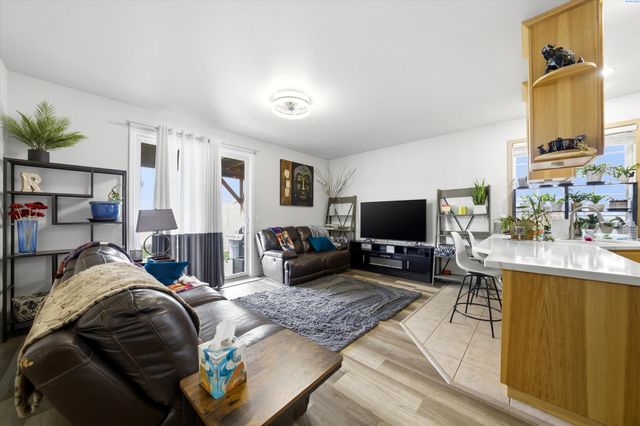 4604 Arabian Lane, Pasco, WA 99301