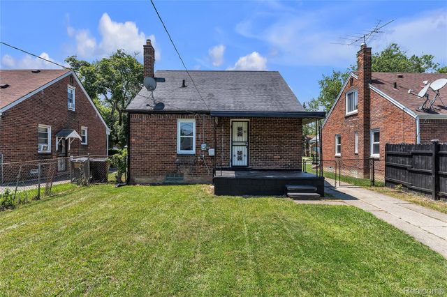 19576 Barlow Street, Detroit, MI 48205