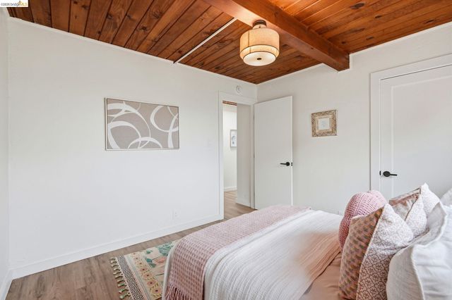 800 Payne Dr, Richmond, CA 94806