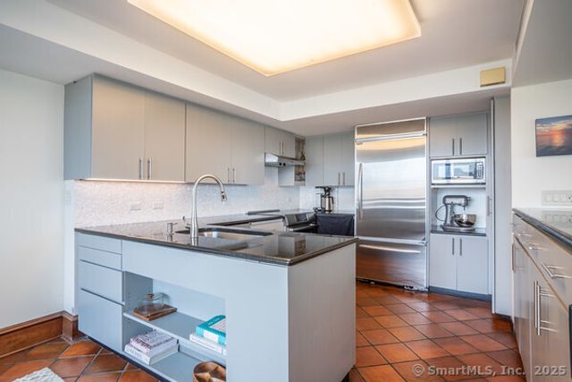 1 Gold Street APT 14ABC, Hartford, CT 06103