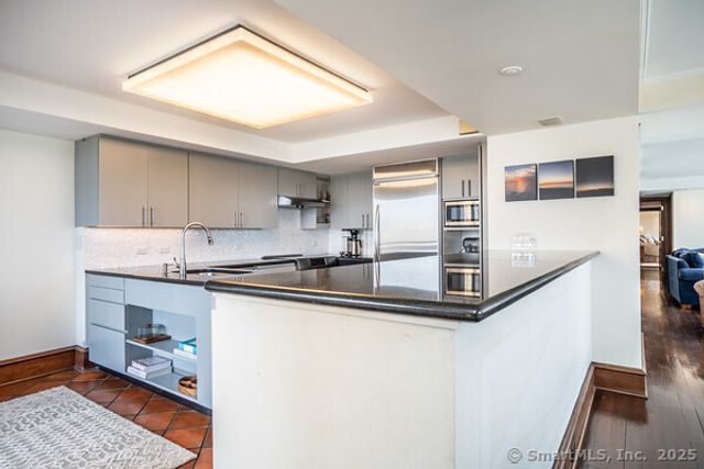 1 Gold Street APT 14ABC, Hartford, CT 06103