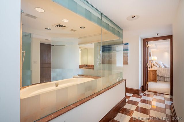 1 Gold Street APT 14ABC, Hartford, CT 06103