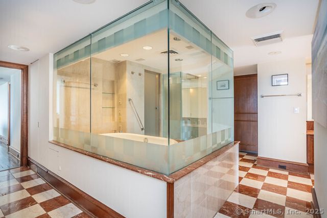 1 Gold Street APT 14ABC, Hartford, CT 06103