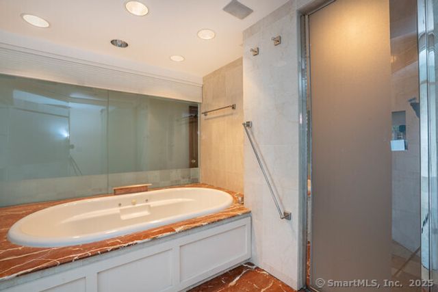 1 Gold Street APT 14ABC, Hartford, CT 06103