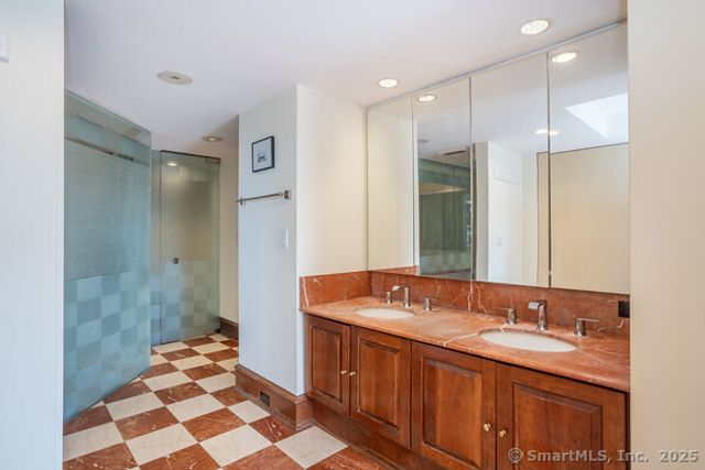 1 Gold Street APT 14ABC, Hartford, CT 06103