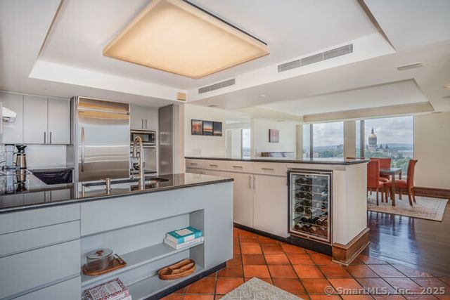 1 Gold Street APT 14ABC, Hartford, CT 06103