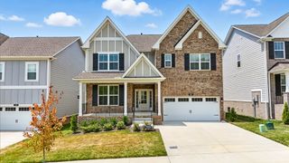 305 Rawling Ln, Gallatin, TN 37066