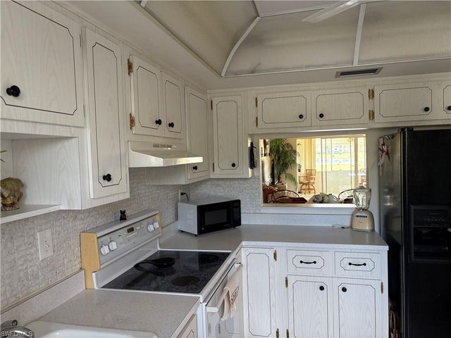 1830 Brantley RD # J1, Fort Myers, FL 33907