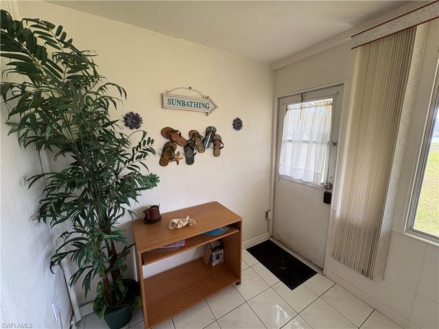 1830 Brantley RD # J1, Fort Myers, FL 33907