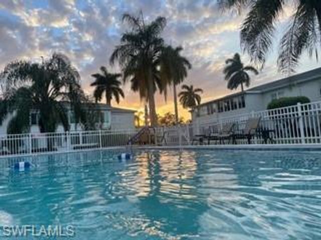 1830 Brantley RD # J1, Fort Myers, FL 33907