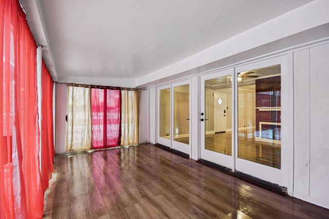 8745 43rd Street, Lyons, IL 60534