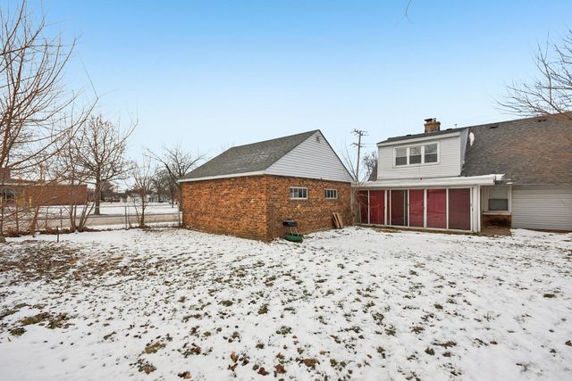 8745 43rd Street, Lyons, IL 60534