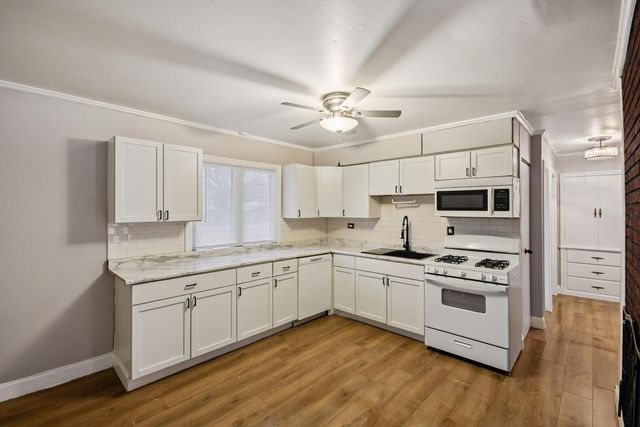 8745 43rd Street, Lyons, IL 60534