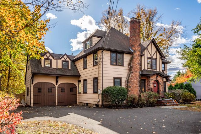 1993 Albany Avenue, West Hartford, CT 06117