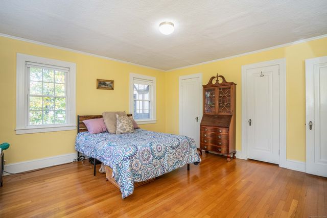 1993 Albany Avenue, West Hartford, CT 06117