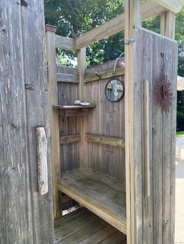 1993 Albany Avenue, West Hartford, CT 06117