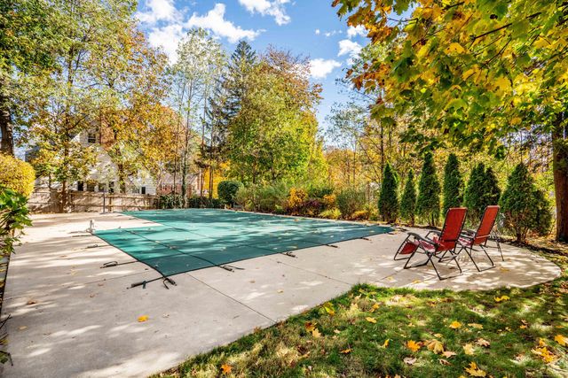 1993 Albany Avenue, West Hartford, CT 06117