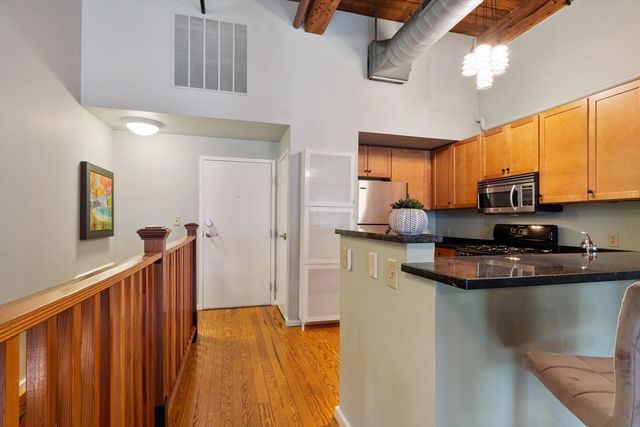 1 Envelope Ter 107, Worcester, MA 01604