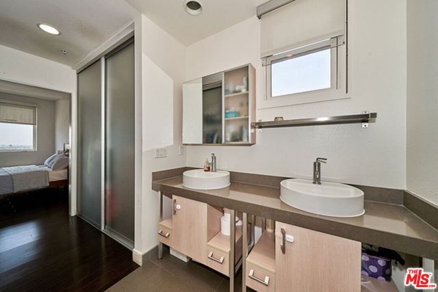 1234 Wilshire Boulevard 531, Los Angeles, CA 90017
