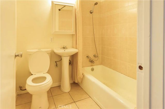 21603 Villa Pacifica Circle 32, Carson, CA 90745