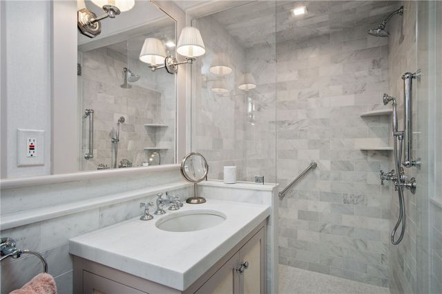 50 Cliff Avenue, Newport, RI 02840