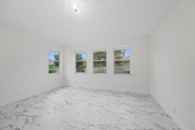 86 Citrus Park Lane, Boynton Beach, FL 33436