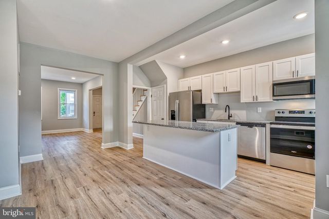 2631 LOYOLA NWAY, Baltimore, MD 21215