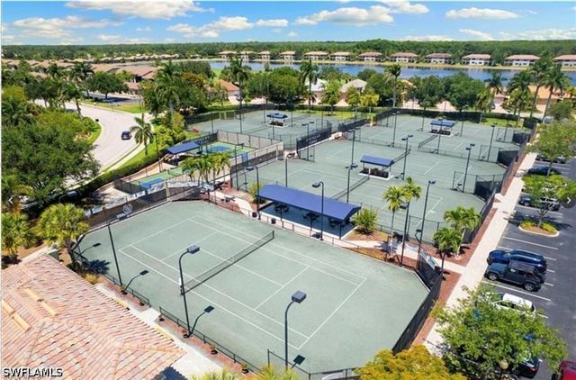 10474 Smokehouse Bay DR 102, Naples, FL 34120