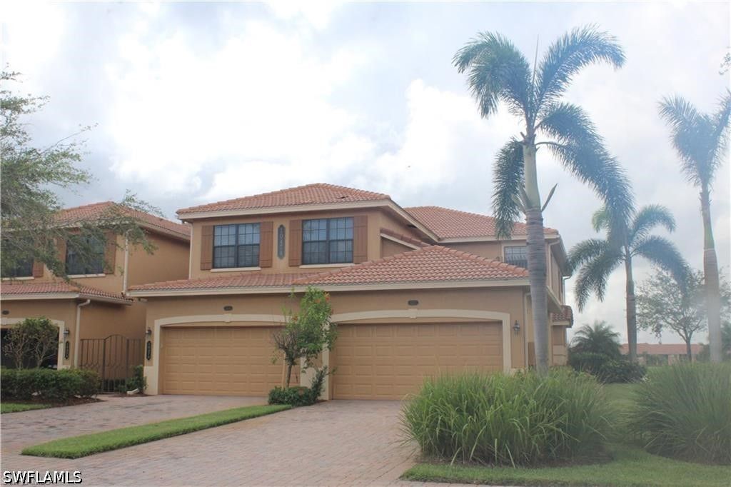 10474 Smokehouse Bay DR 102, Naples, FL 34120