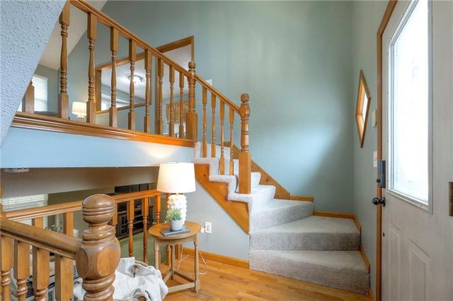 1105 Huntington Lane, Greenwood, MO 64034