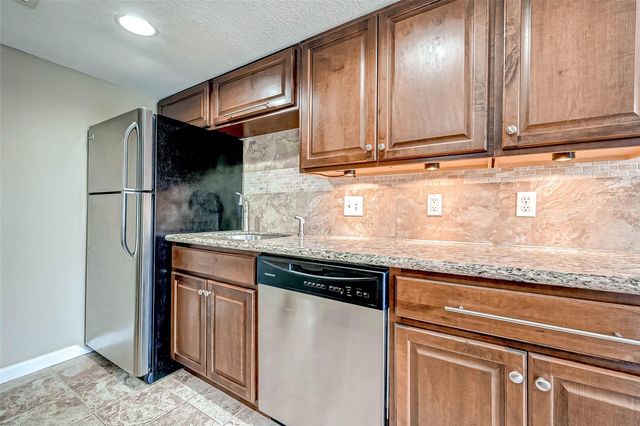 2503 Mccue Road 35, Houston, TX 77056