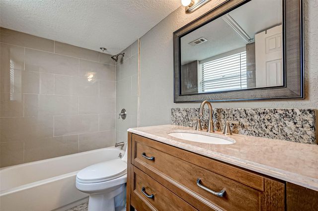 2503 Mccue Road 35, Houston, TX 77056