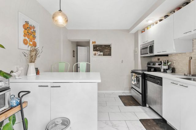 3141 LIVINGSTON ST, Philadelphia, PA 19134
