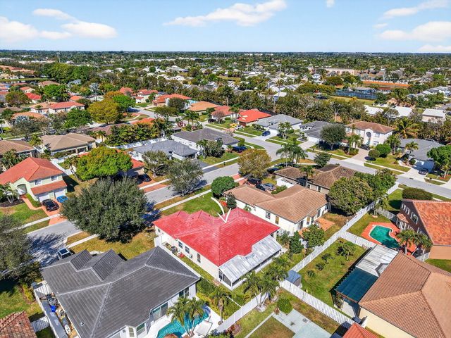 6778 Las Colinas Street, Lake Worth, FL 33463