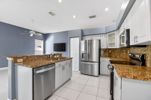 6778 Las Colinas Street, Lake Worth, FL 33463