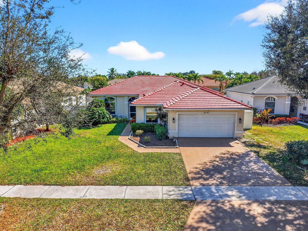 6778 Las Colinas Street, Lake Worth, FL 33463