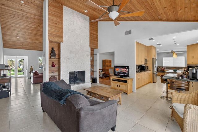 954 Cypress Drive, Delray Beach, FL 33483