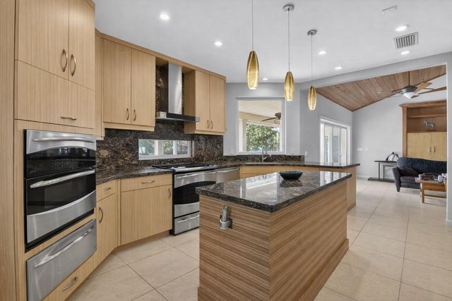 954 Cypress Drive, Delray Beach, FL 33483