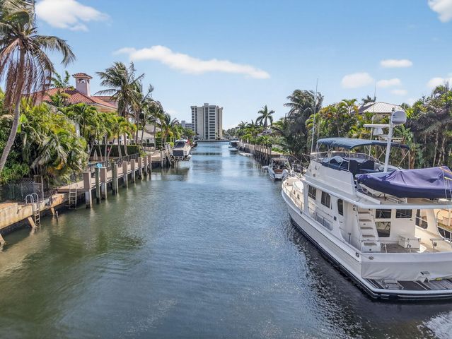 954 Cypress Drive, Delray Beach, FL 33483