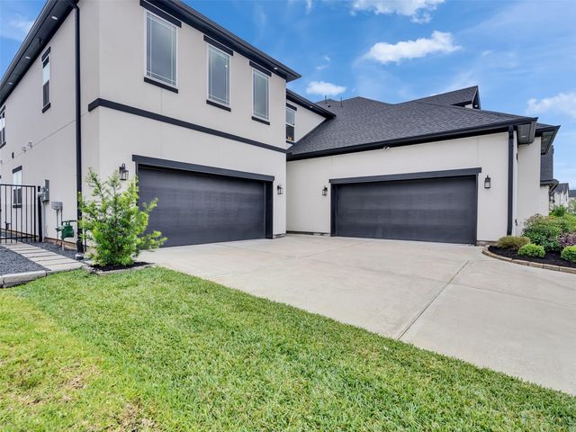 10322 Forest Lake Drive, Missouri City, TX 77459