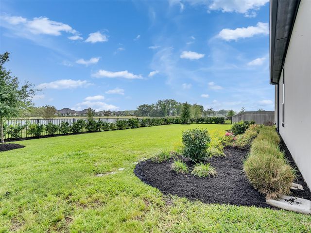 10322 Forest Lake Drive, Missouri City, TX 77459